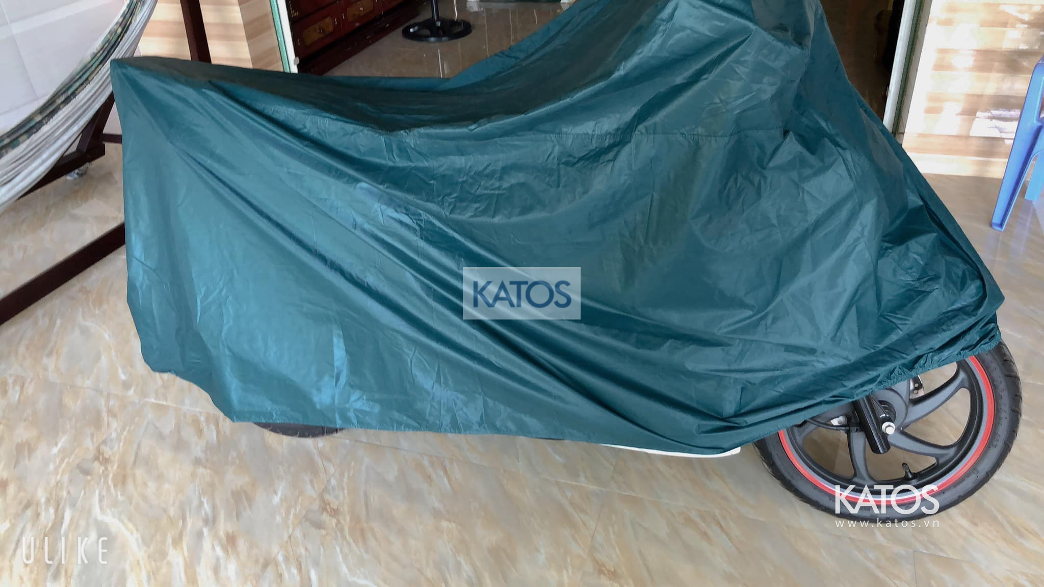 m&agrave;u xanh r&ecirc;u của &aacute;o nhiều m&agrave;u sắc - tr&ugrave;m xe &ocirc; t&ocirc; vải d&ugrave; katos lu&ocirc;n l&agrave; lựa chọn h&agrave;ng đầu